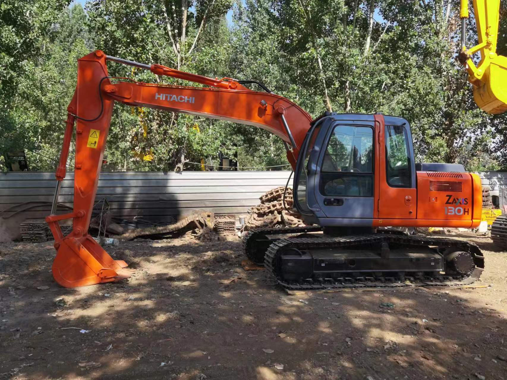 Hitachi zaxis 130h Excavator