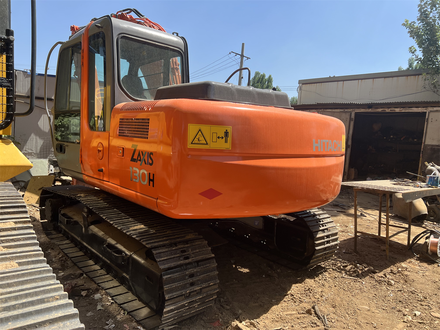Hitachi zaxis 130h Excavator