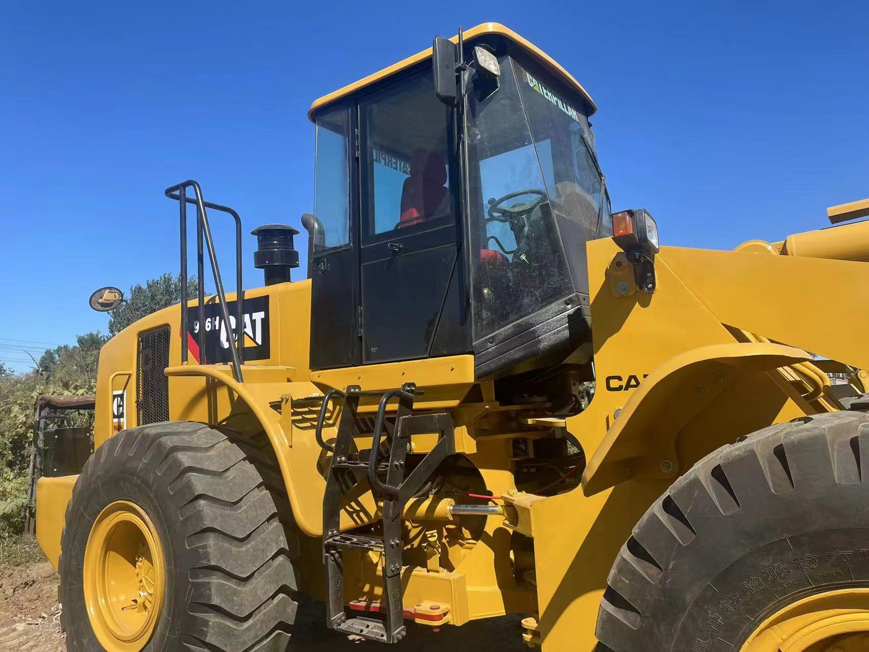 Caterpillar wheel loader 966h