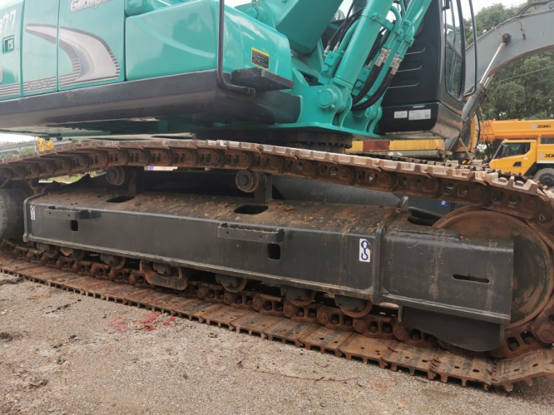 Kobelco SK200-8 Excavator