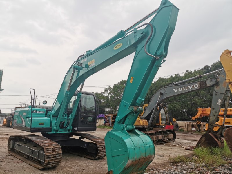 Kobelco SK200-8 Excavator