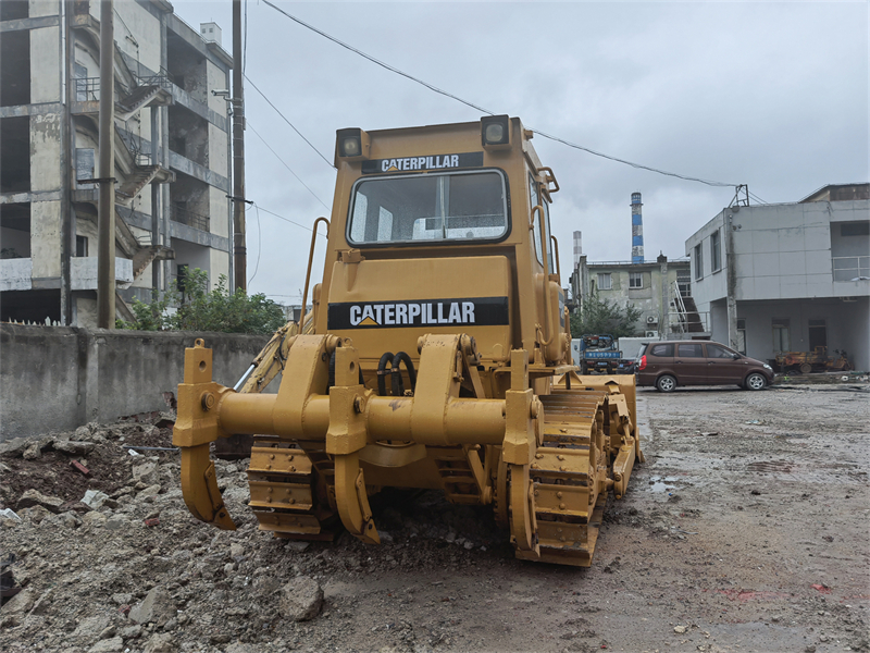 Caterpillar D6D  Bulldozer