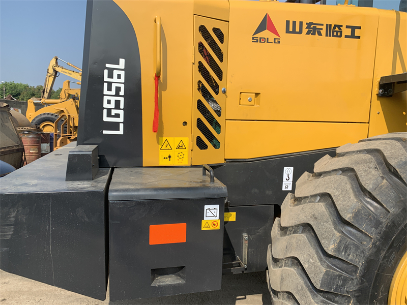 SDLG 956L Loader