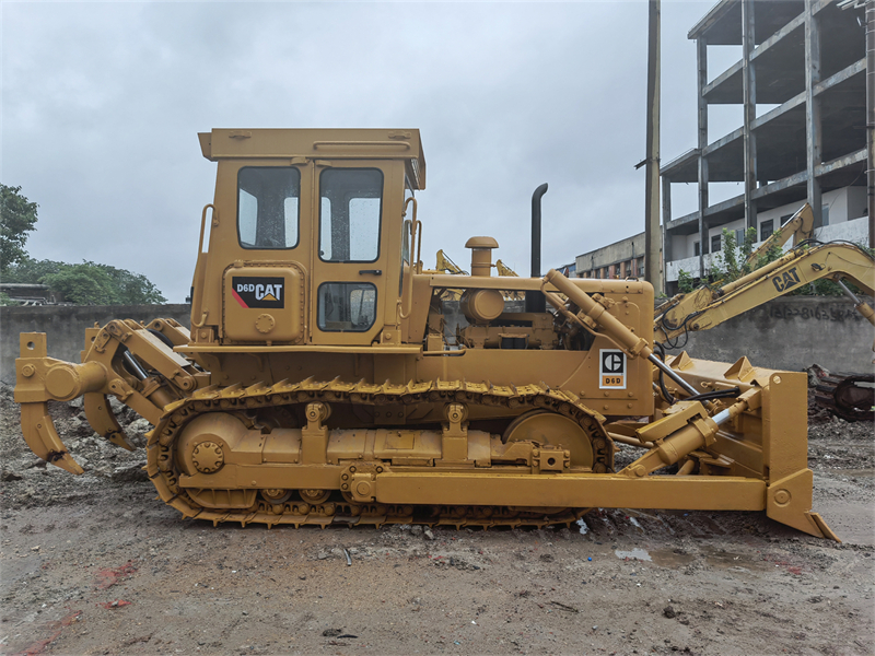 Caterpillar D6D  Bulldozer