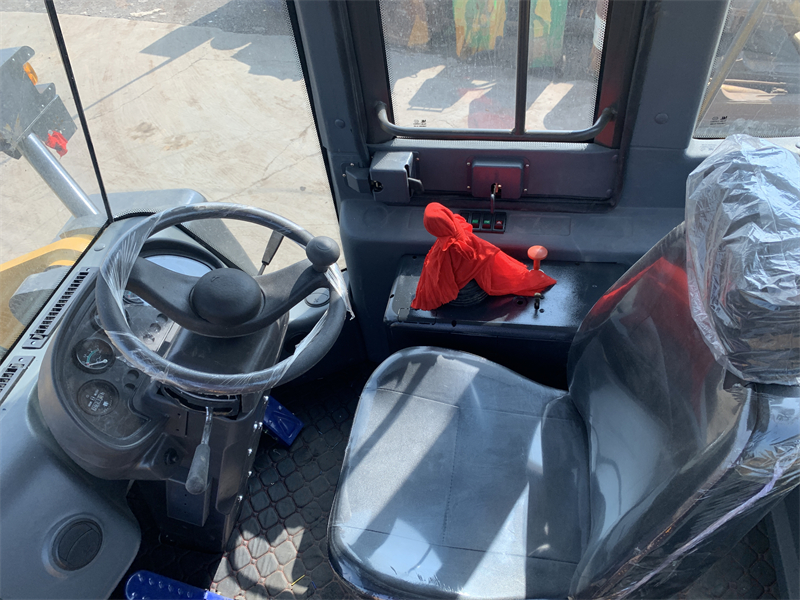 SDLG 956L Loader
