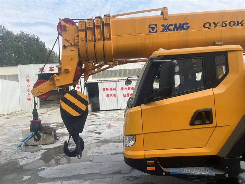 xcmg qy50 50ton truck crane