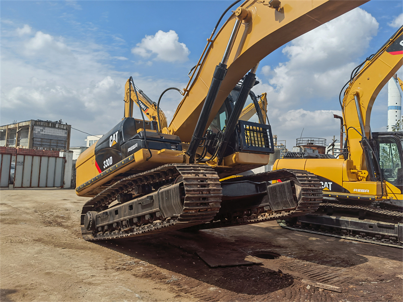 Caterpillar 330d excavator