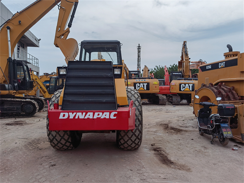 Dynapac CA301D Road Roller