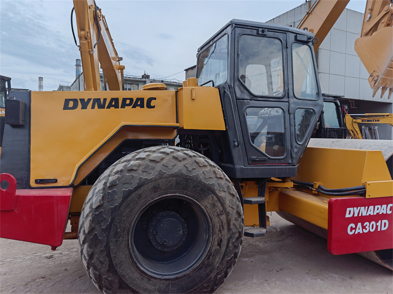 Dynapac CA301D Road Roller