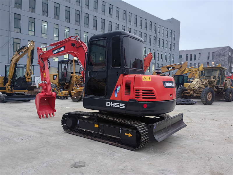 doosan 55 5ton small excavator dh55