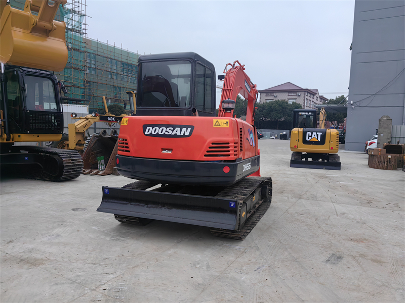doosan 55 5ton small excavator dh55