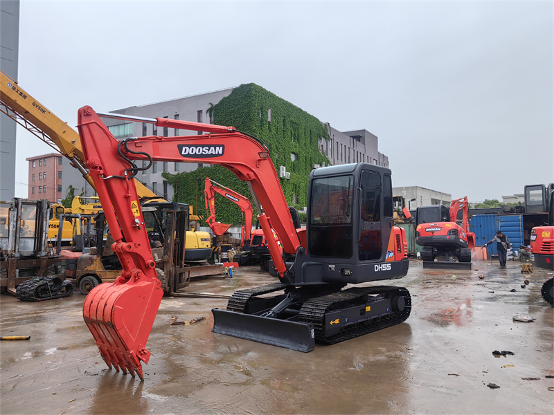 Used Doosan DH55 Excavator Cheap Price