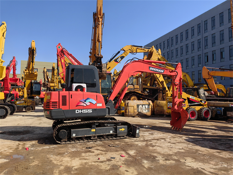 doosan dh55 excavator for sale