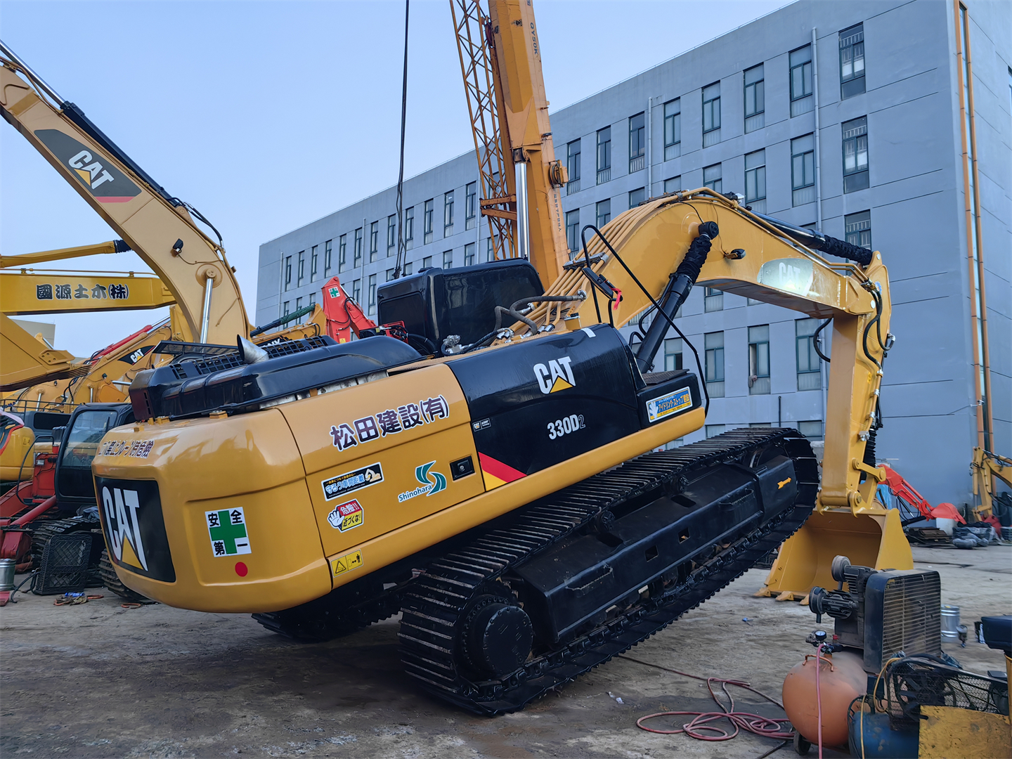 CAT 330D2 Crawler Excavator