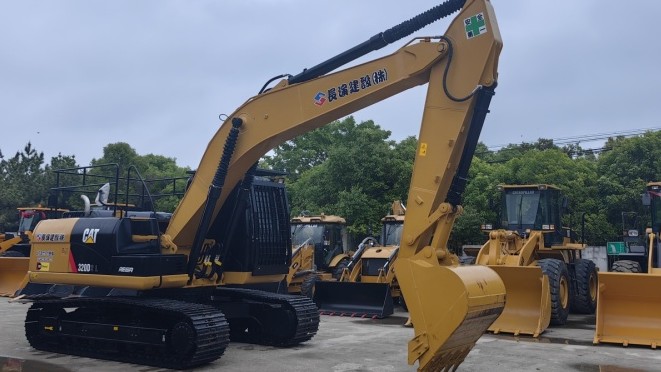 Used Cat 320D2 Excavator