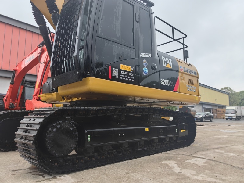Used Cat 320D2 Excavator