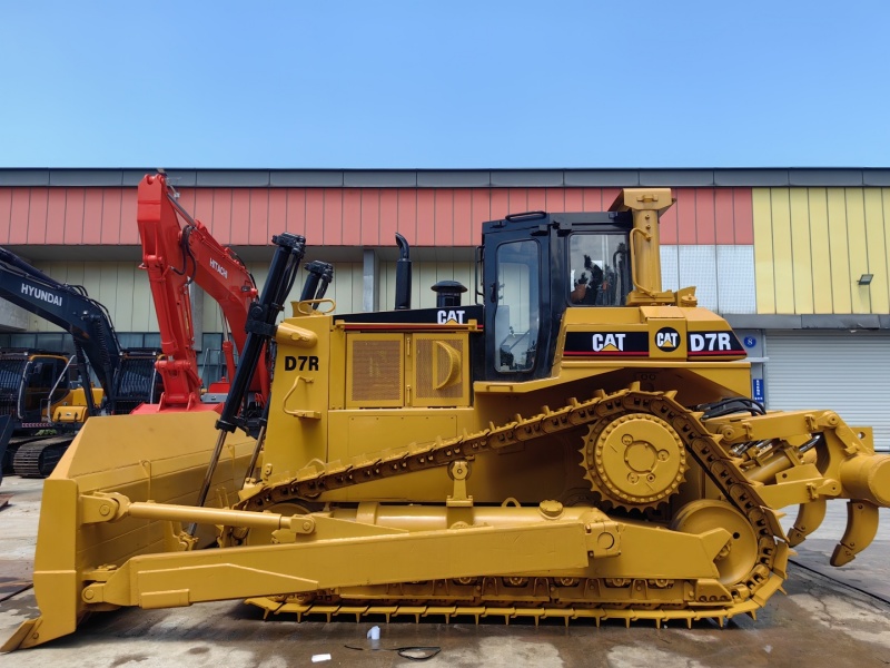 Used Bulldozer Caterpillar D7R