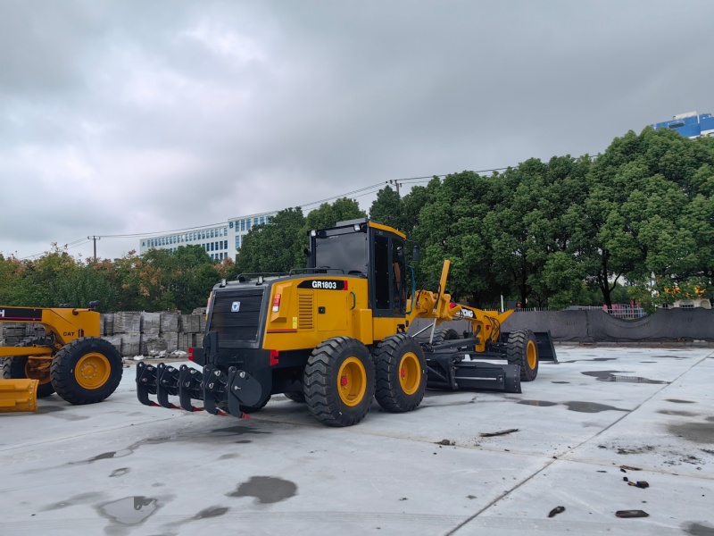 XCMG Grader GR1803 FOR SALE