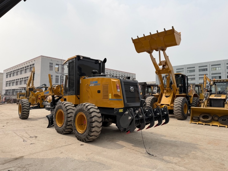 Used XCMG GR1803 Motor Grader