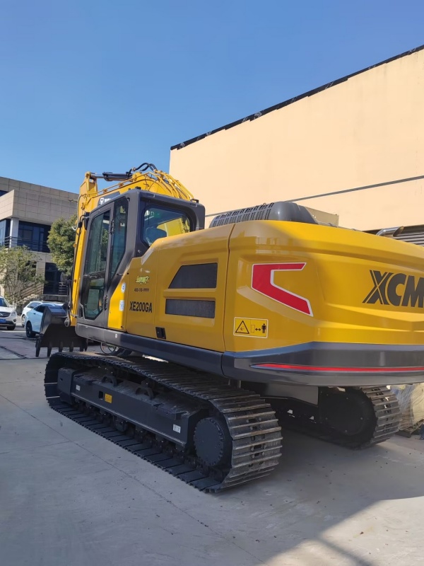 xcmg xe200 excavator
