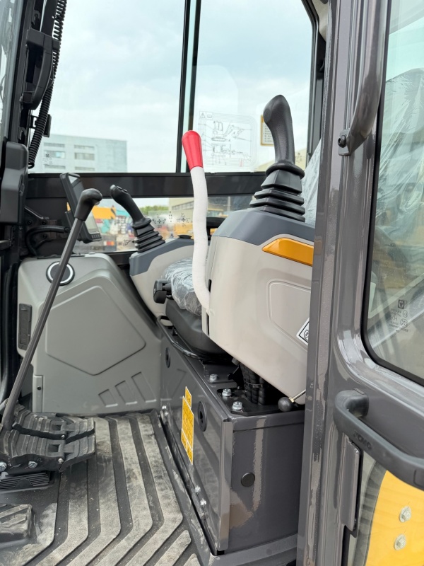 XCMG XE35 Mini Excavator