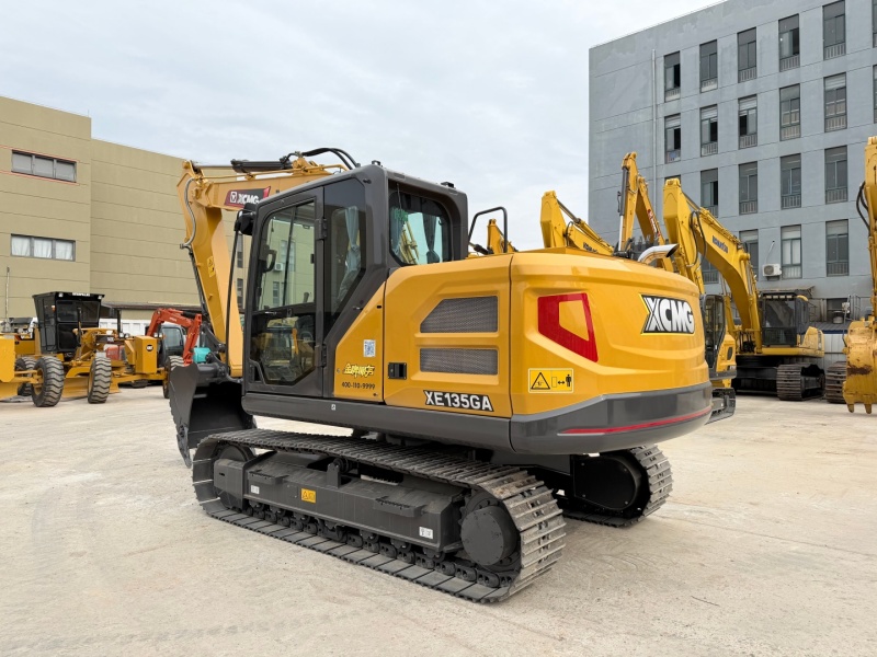 XCMG XE135 Excavator