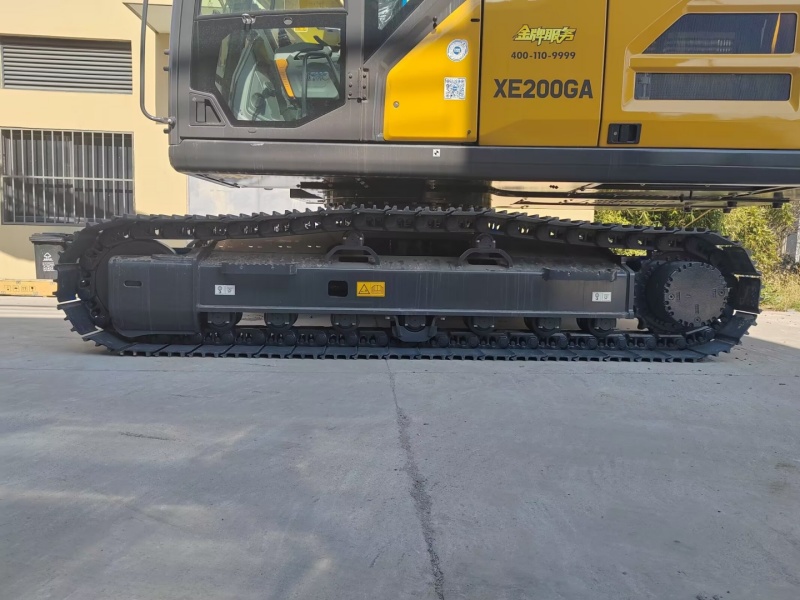 xcmg xe200 excavator
