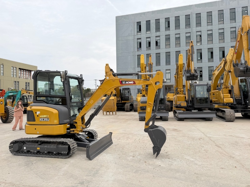 XCMG XE35 Mini Excavator