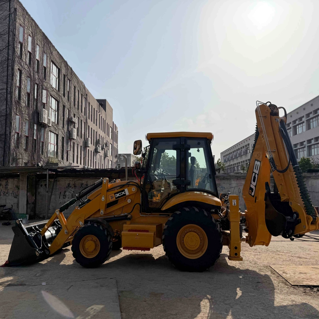 New JCB 3CX Backhoe Loader – Powerful, Versatile & Built for Global Construction Projects