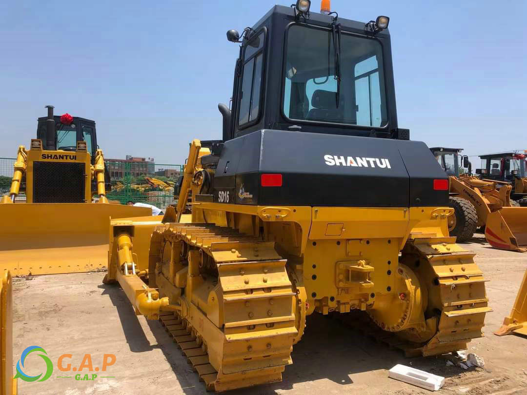SHANTUI SD16 Bulldozer
