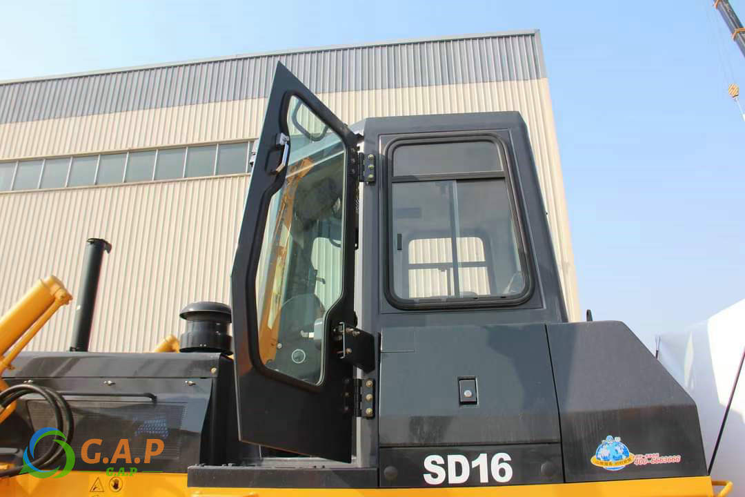 SHANTUI SD16 Bulldozer