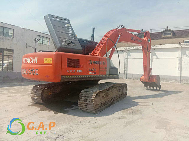 Hitachi ZX240-3 Excavator