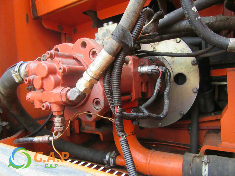 Doosan DH150-7 Excavator