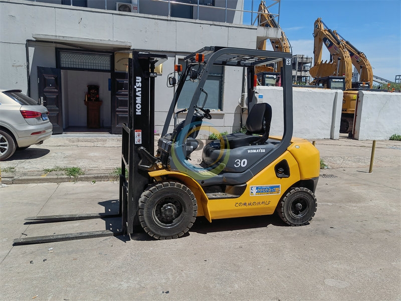 komatsu 3ton forklift