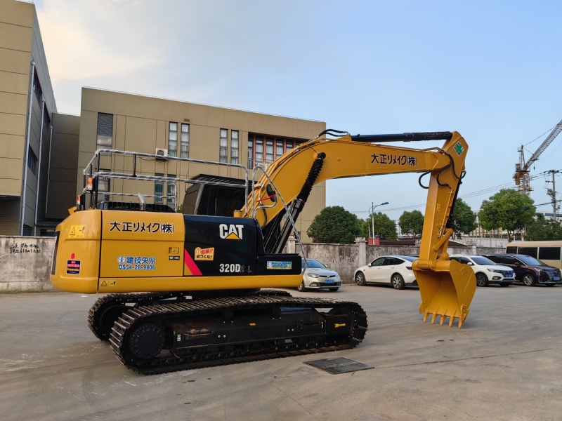 Caterpillar 320d excavator