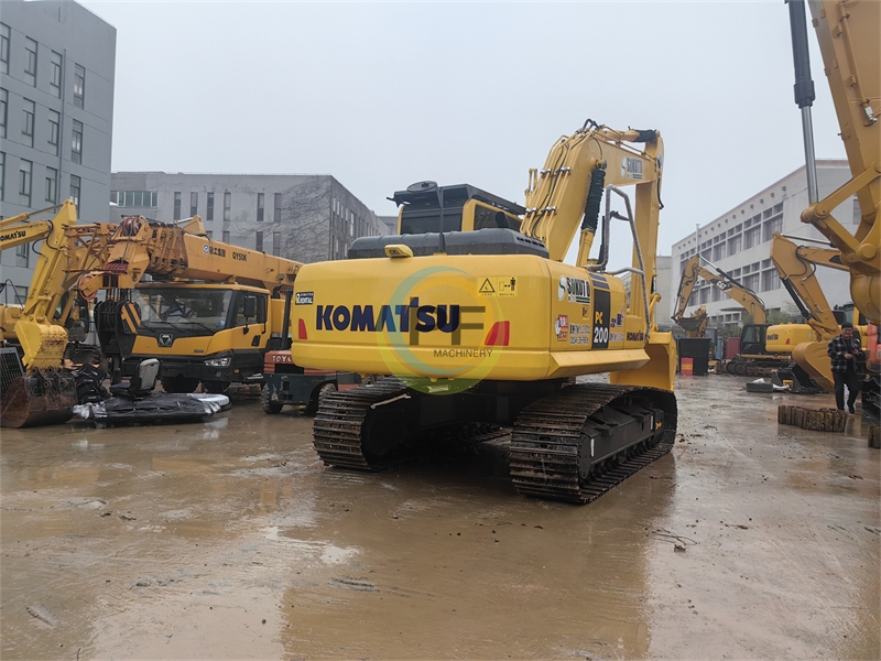 komatsu pc200 excavator pc200-8
