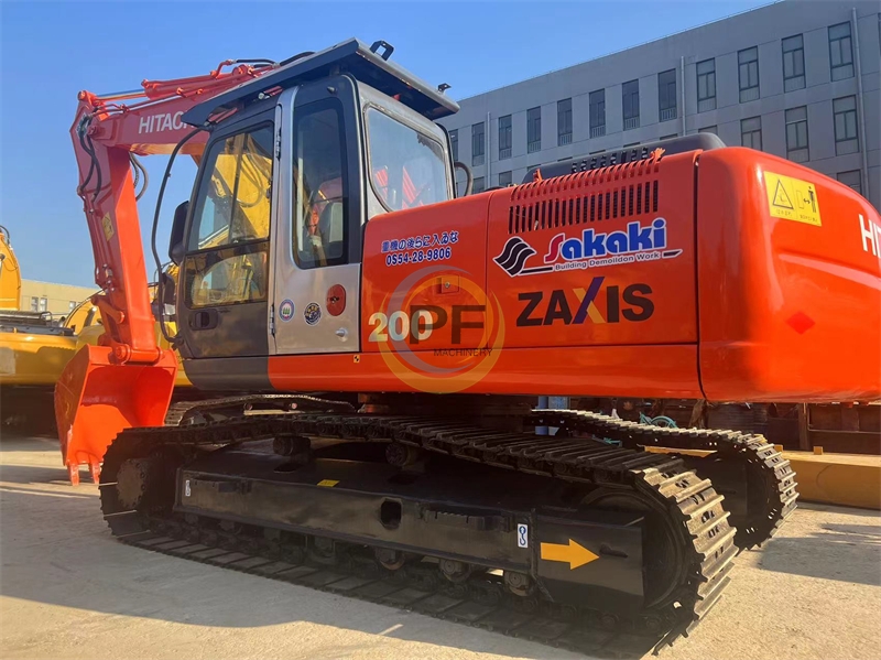Hitachi ZX200-3 Excavator