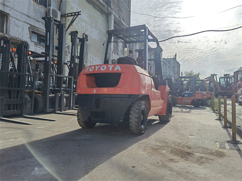 toyota forklift 5ton 