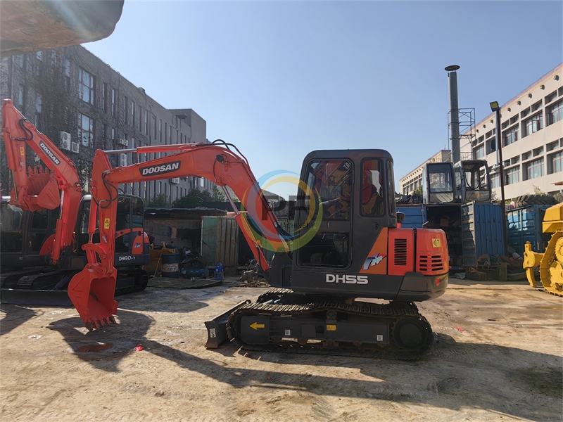 doosan dh55 excavator for sale