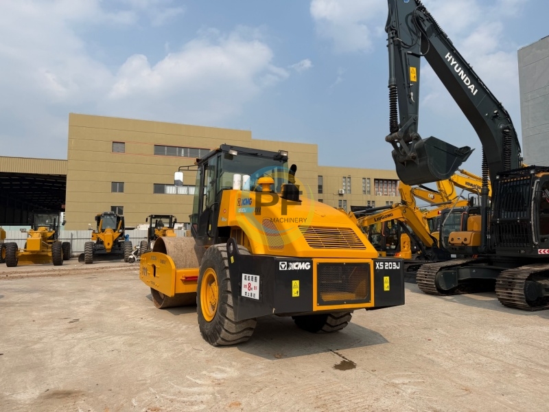 XS203J Used road roller on sale