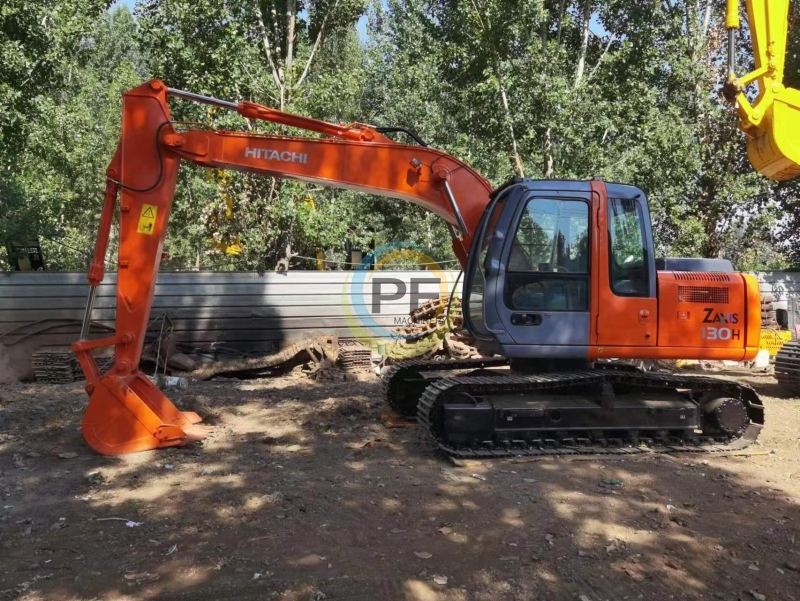 Hitachi zaxis130h Excavator