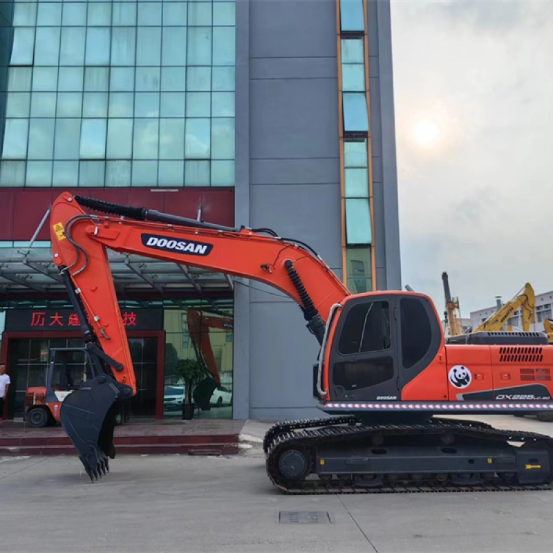 Korea Excavator DX225 DX225LC Doosan Excavator Used