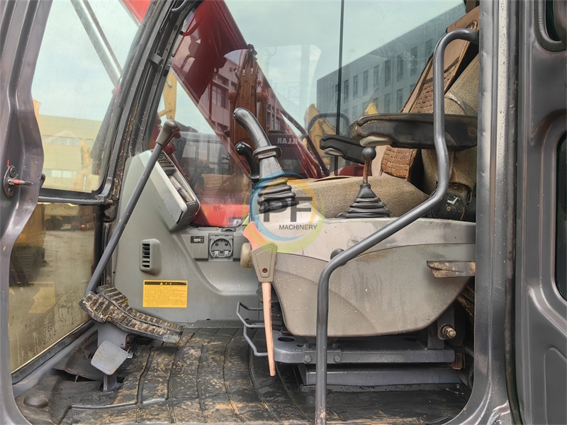 Doosan DX80-9 Excavator