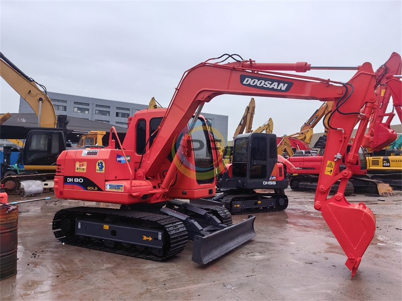 Used Doosan Excavator DH80 