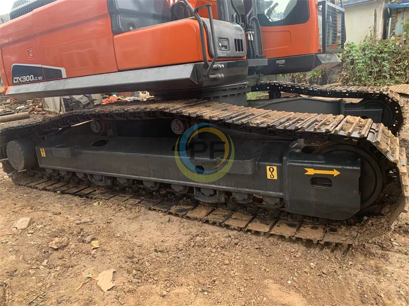 Doosan DX300 Excavator