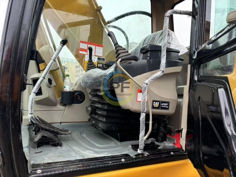 CAT 320C Excavator