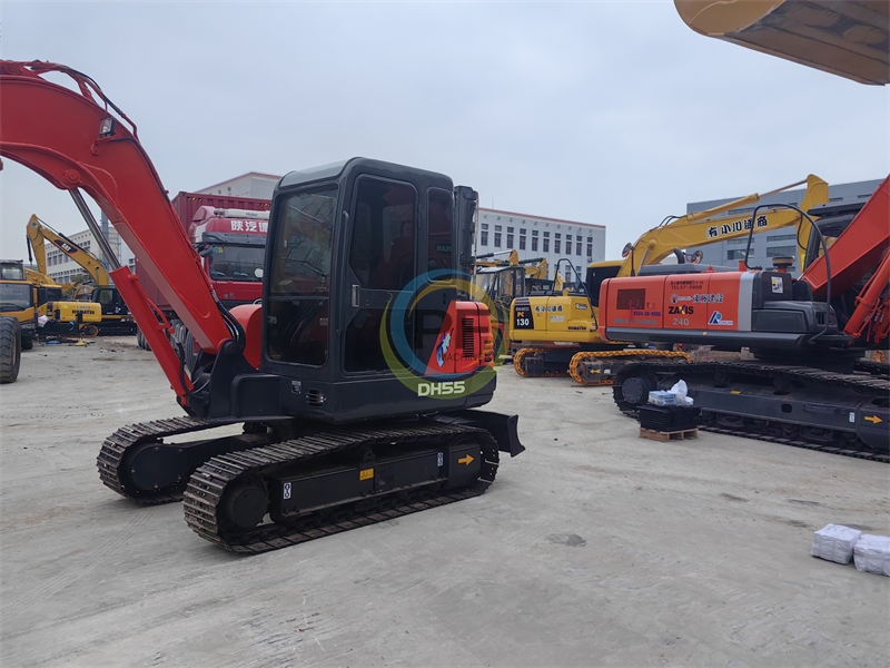 doosan 55 5ton small excavator dh55