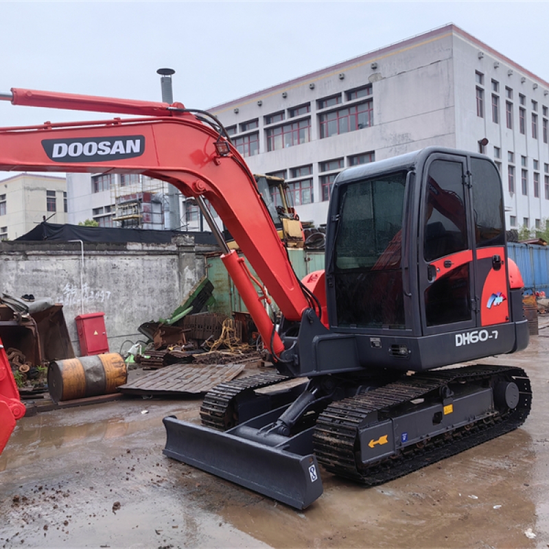 Doosan DH60 Mini Excavator