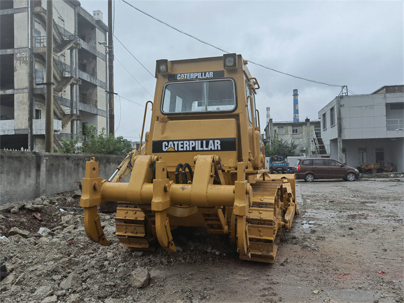 Caterpillar D6D  Bulldozer
