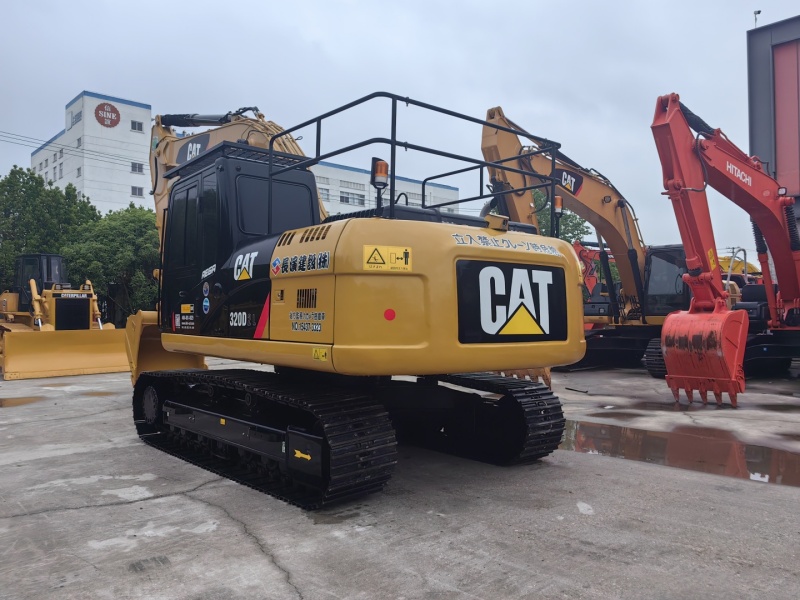 Used Cat 320D2 Excavator